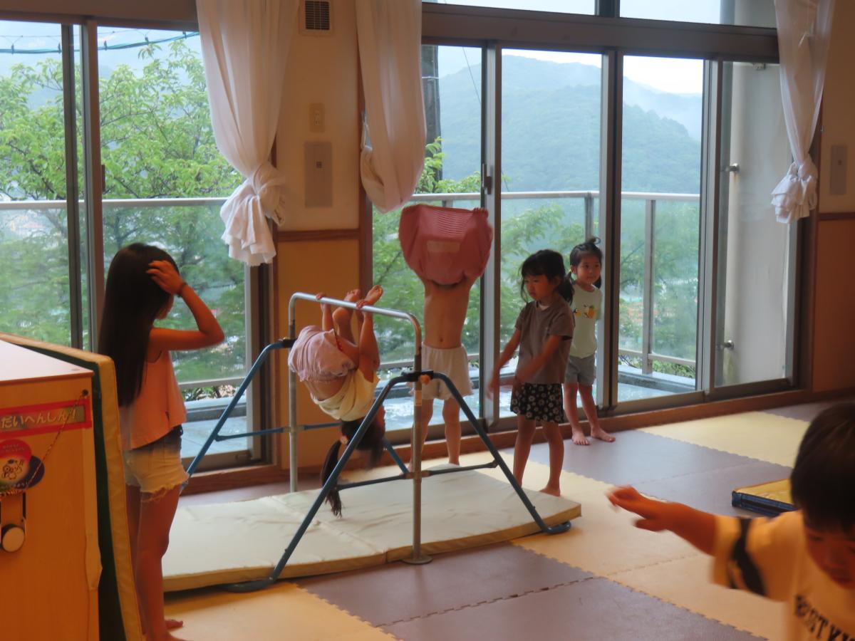 あぜかりこども園