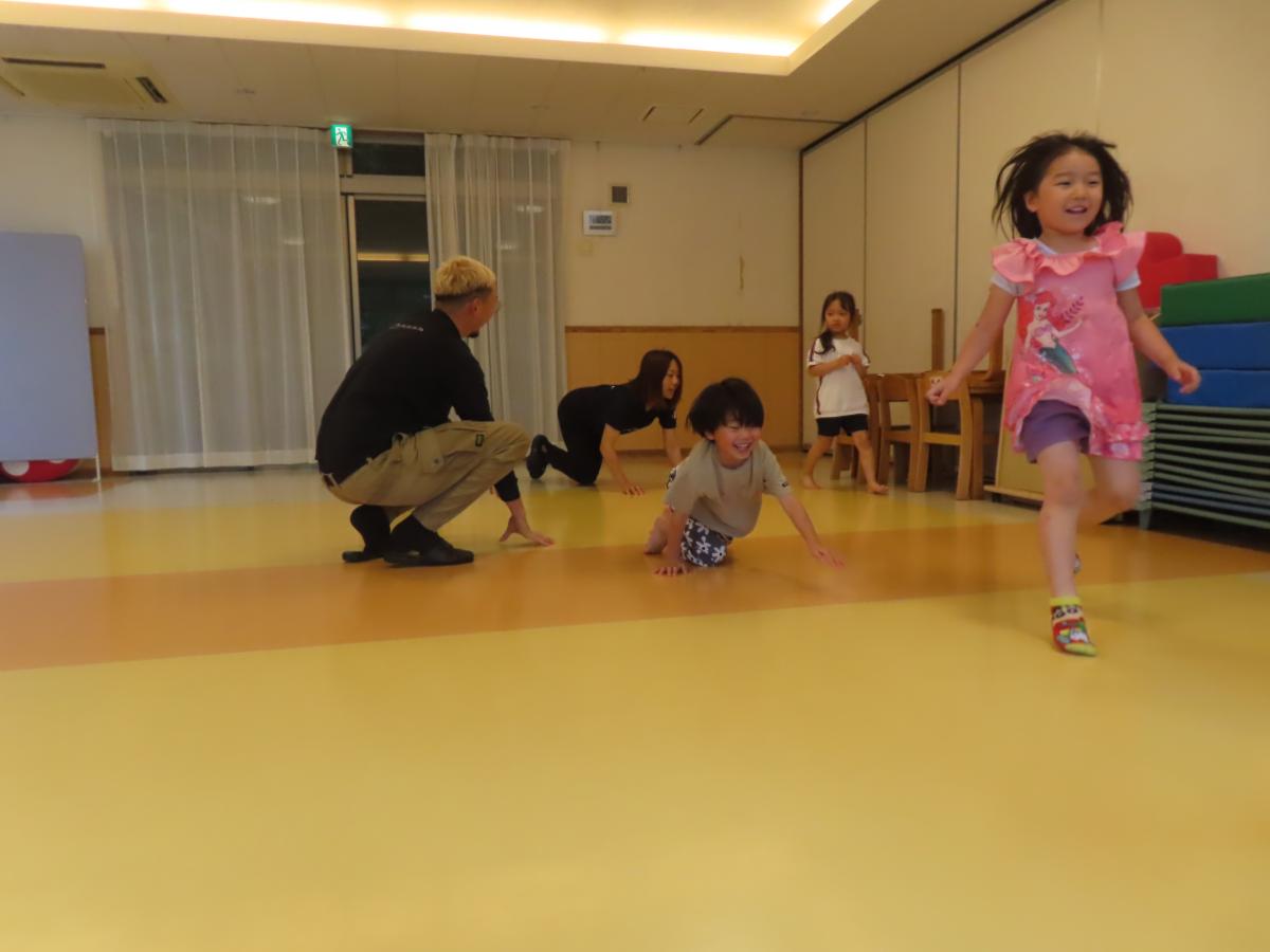 あぜかりこども園