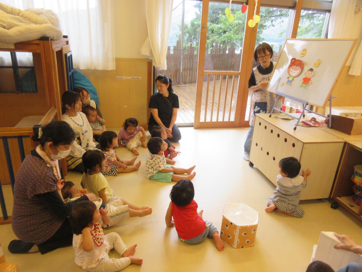 あぜかりこども園