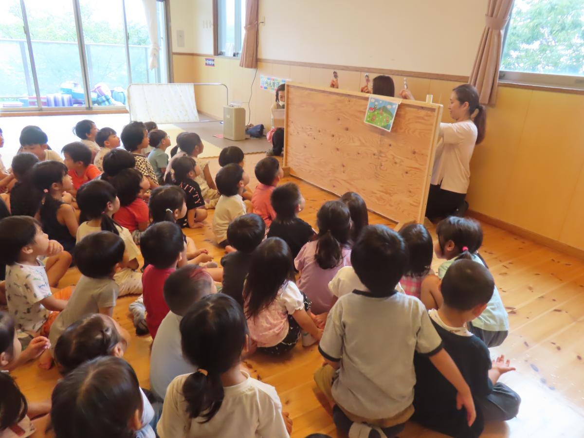 あぜかりこども園