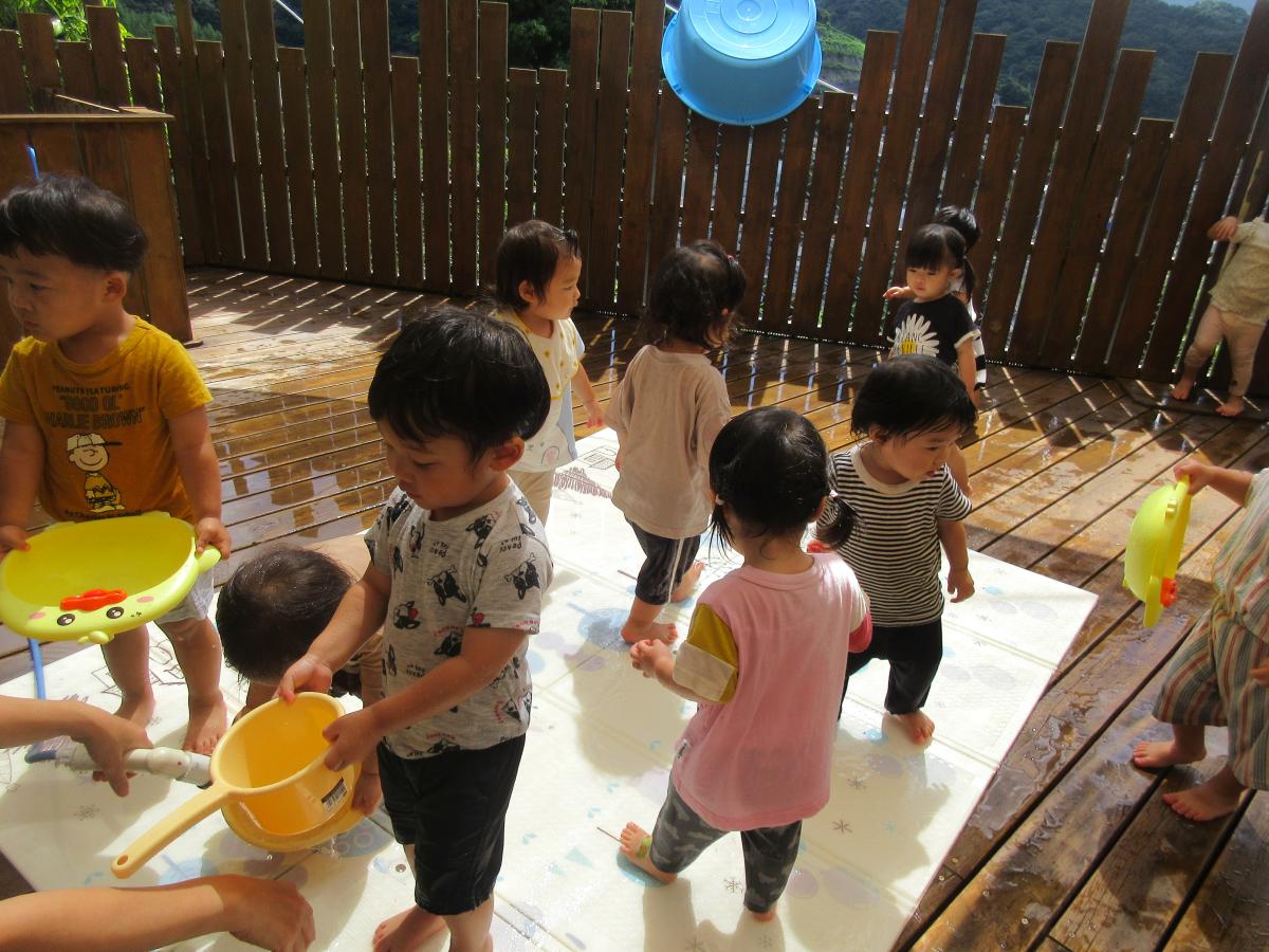 あぜかりこども園